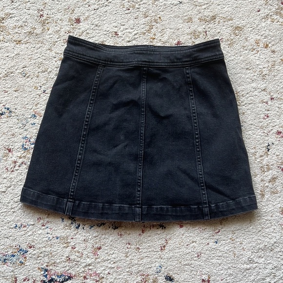 MADEWELL Black Stretch Denim A-line Button Down Skirt - Picture 6 of 12